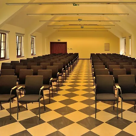 Dom Pielgrzyma Karmel *